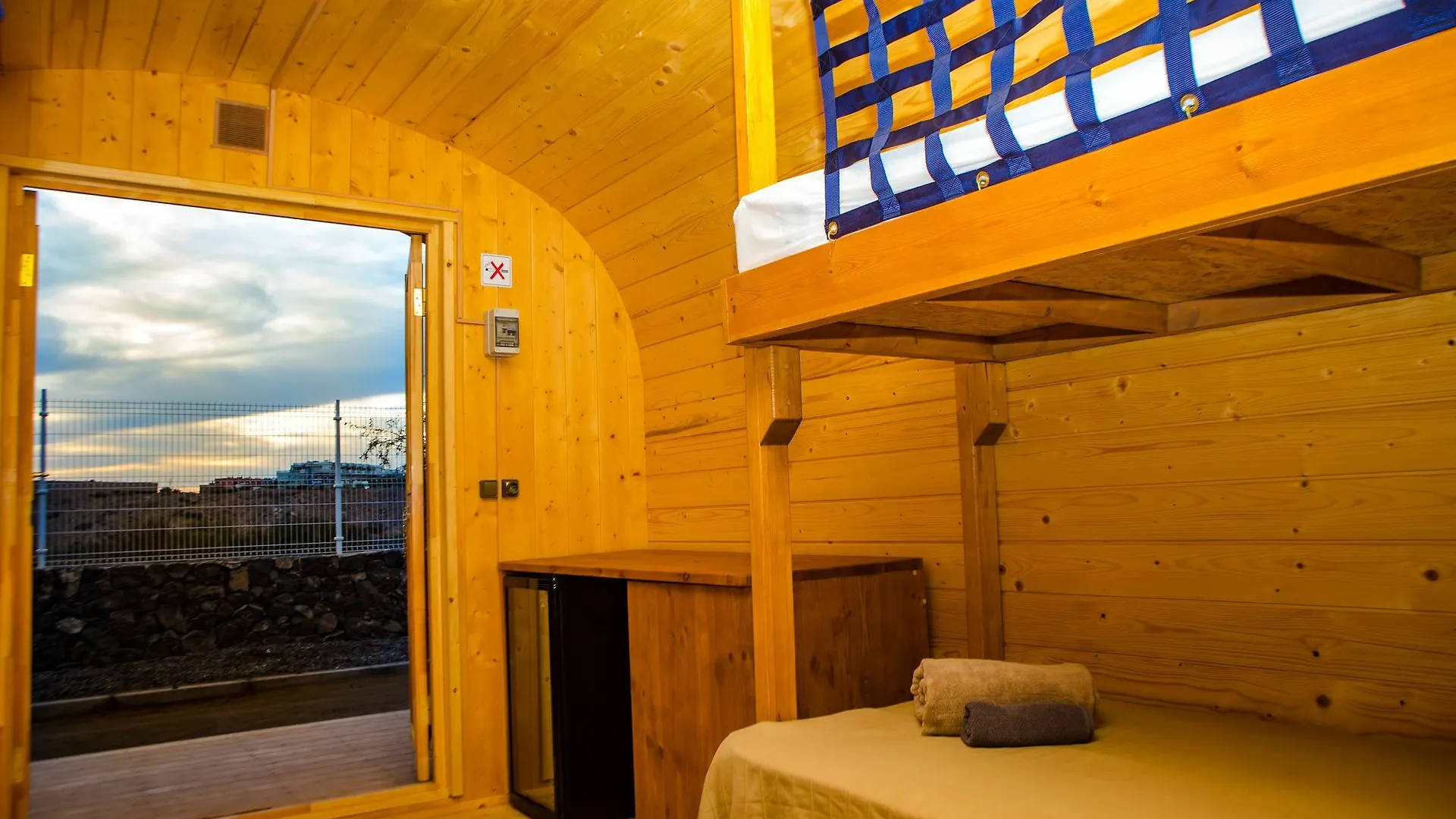 Eco-Wooden Houses Camping Montana Roja El Medano  Lodge